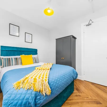 Ferienwohnung Stylish 4 Bed-Town Centre Galashiels Exterior foto