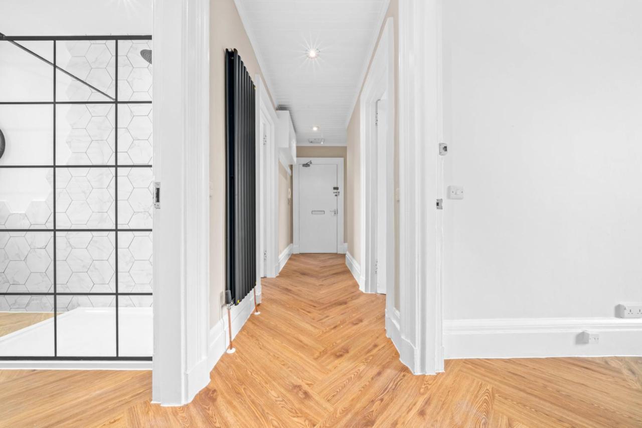Apartment Stylish 4 Bed-town Centre *